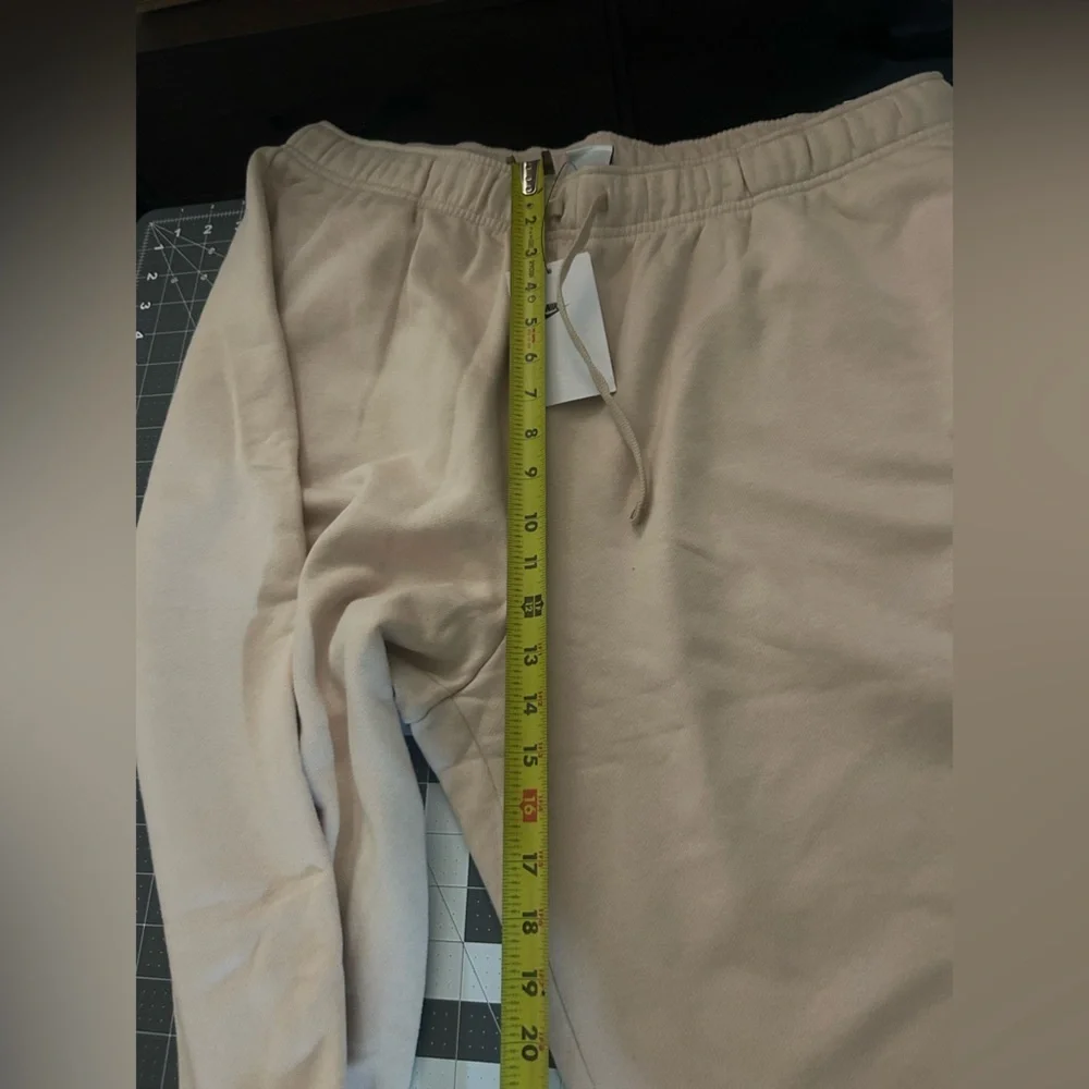 Nike comfortable sweatpants